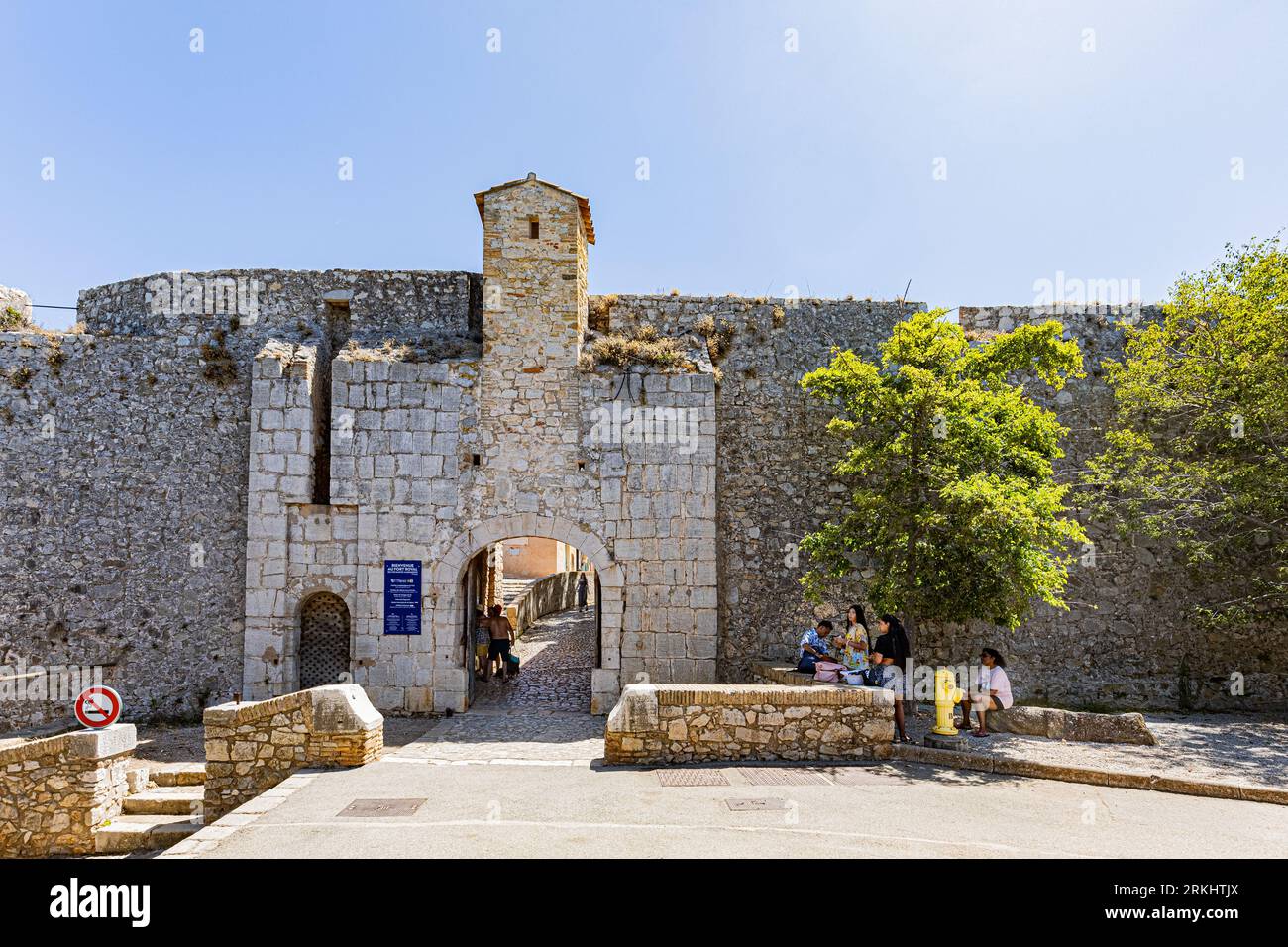 Auf der Insel Sainte-Marguerite, im Archipel von Lérins gegenüber von Cannes. Das königliche Fort der Insel. Sur l'île Sainte-Marguerite, dans l'archipel d Stockfoto