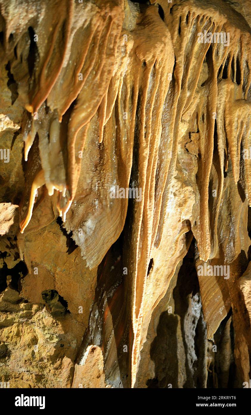 Meravelles Höhlen in der Stadt Benifallet in der Region Bajo Ebro, Tarragona, Katalonien, Spanien Stockfoto
