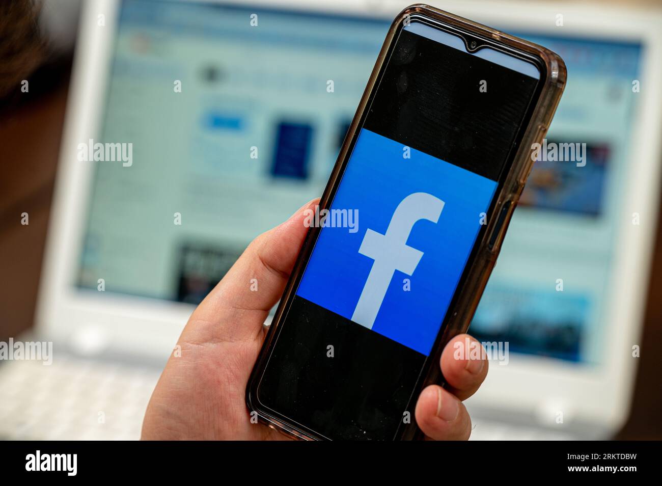 Seoul, Südkorea - August 2023 : Facebook-App. Symbol der Facebook-Anwendung auf dem Smartphone-Bildschirm. Stockfoto