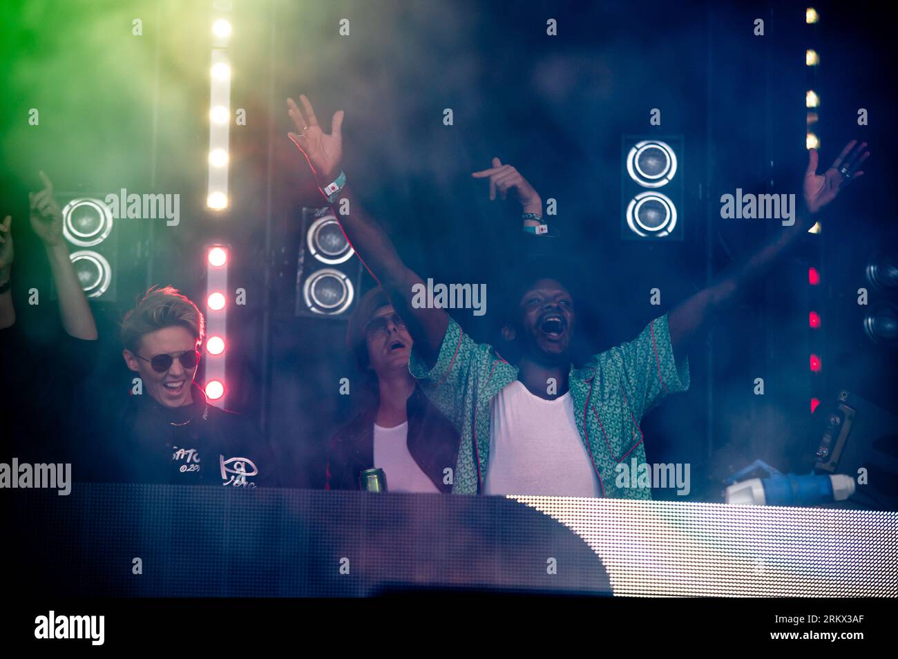 London, Vereinigtes Königreich. 25. August 2023. Gary Powell und Carl Barat von den Libertines, La Roux und Jamie Reynolds (Klaxons) unterhalten das Publikum auf dem All Points Festival in East London. Cristina Massei/Alamy Live News Stockfoto