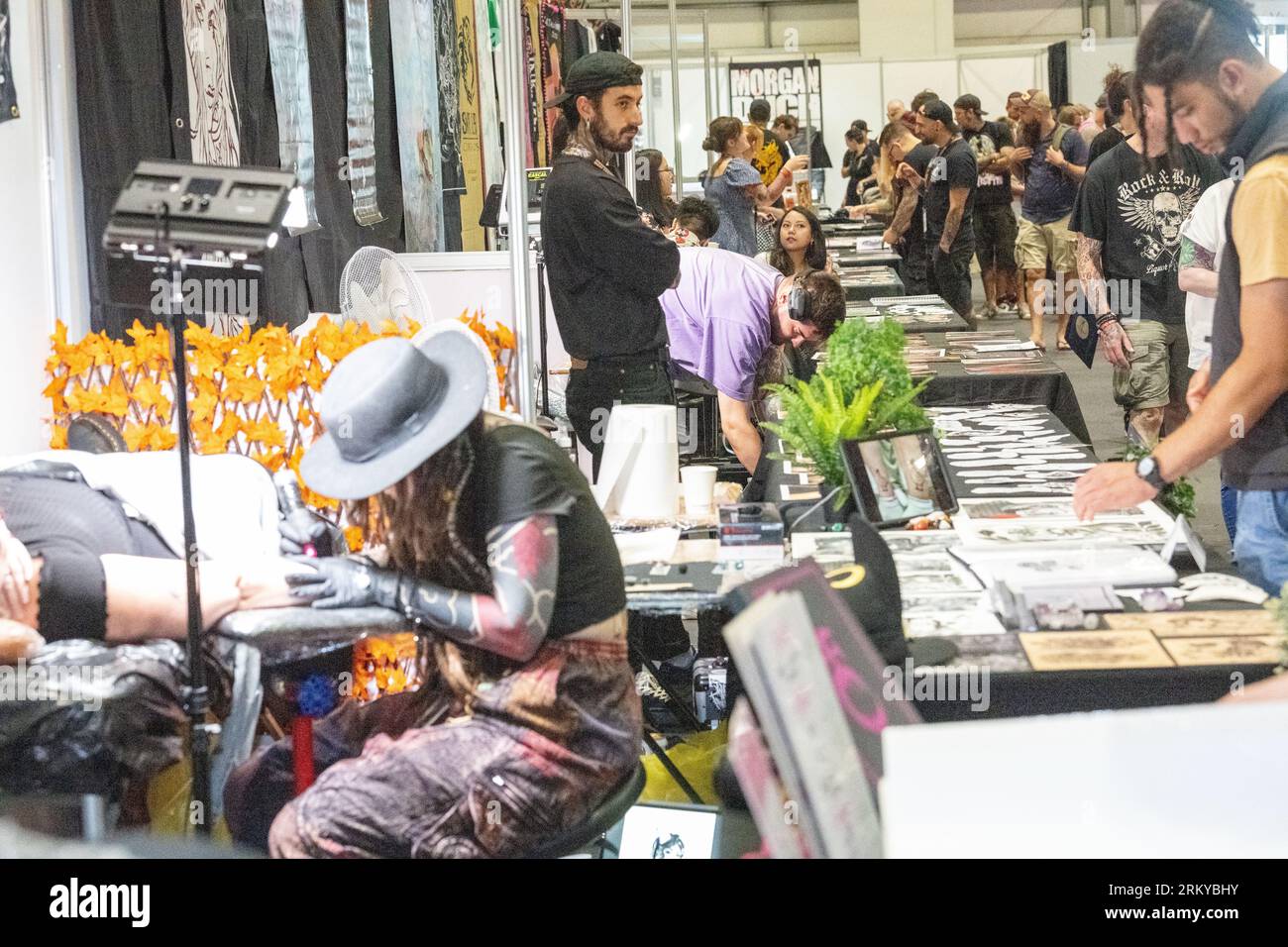 London, Großbritannien. 26. August 2023. The Big London Tattoo Show, Excel Centre London Credit: Ian Davidson/Alamy Live News Stockfoto