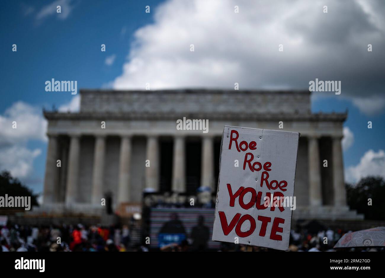 Washington, Usa. 26. August 2023. Die Teilnehmer nehmen am 60th Anniversary of the March on Washington am Lincoln Memorial in Washington, DC, am Samstag, den 26. August 2023, Teil. Die Veranstaltung erinnert an den 60. Jahrestag von Dr. Martin Luther King, Jr.'s Rede „I Have a Dream“, die während des 1963. März in Washington für Jobs und Freiheit gehalten wurde. Foto von Leigh Vogel/UPI Credit: UPI/Alamy Live News Stockfoto