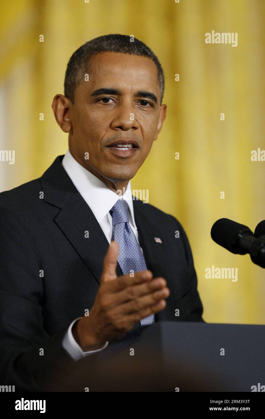 Bildnummer: 60344396 Datum: 09.08.2013 Copyright: imago/Xinhua US-Präsident Barack Obama spricht während einer Pressekonferenz im Weißen Haus in Washington D.C. am 9. August 2013. Obama hat am Freitag Maßnahmen zur Stärkung der Aufsicht und Transparenz der geheimen Überwachungsprogramme der Nationalen Sicherheitsbehörde (NSA) nach zweimonatigen Kontroversen zugesagt. (Xinhua/Fang Zhe) US-WASHINGTON-OBAMA-SECRET SURVEILLANCE PUBLICATIONxNOTxINxCHN People Politik PK Pressetermin Porträt xdp x0x 2013 Hochpremiumd 60344396 Datum 09 08 2013 Copyright Imago XINHUA US-Präsident Barack Obama spricht d Stockfoto