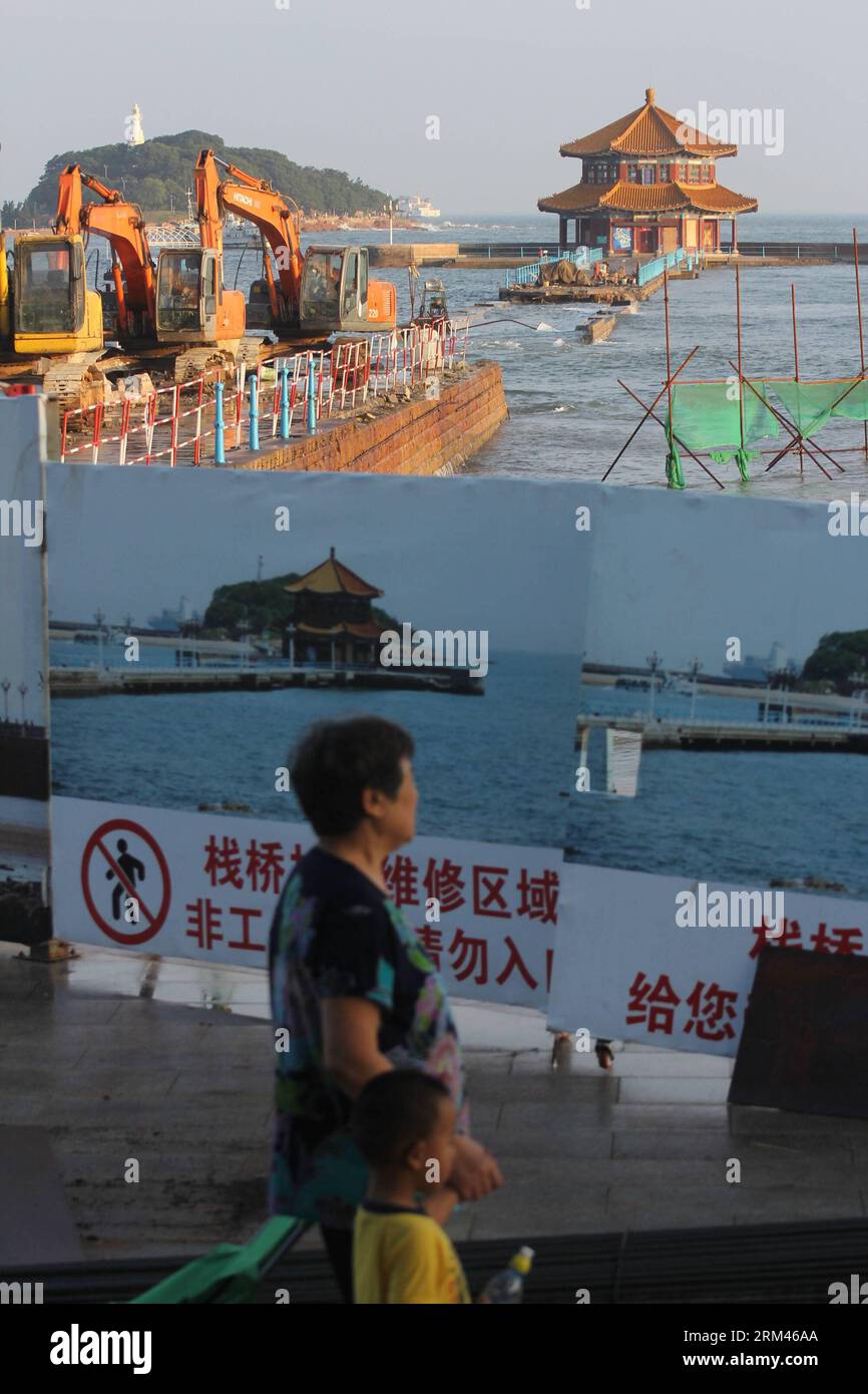 Bildnummer: 60383578 Datum: 22.08.2013 Copyright: imago/Xinhua QINGDAO, (Xinhua) -- Foto zeigt, wie die Zhanqiao-Brücke in der Stadt Qingdao in der ostchinesischen Provinz Shandong repariert wird. Die Renovierungsarbeiten werden voraussichtlich im Oktober dieses Jahres abgeschlossen sein. (Xinhua/Huang Jiexian) (mt) CHINA-SHANDONG-QINGDAO-ZHANQIAO BRIDGE (CN) PUBLICATIONxNOTxINxCHN Brücke Reparatur xns x0x 2013 hoch 60383578 Datum 22 08 2013 Copyright Imago XINHUA Qingdao XINHUA Foto zeigt, dass die Zhanqiao-Brücke in der ostchinesischen Provinz Qingdao S Shan Dong repariert WIRD. die Renovierungsarbeiten werden voraussichtlich abgeschlossen sein Stockfoto