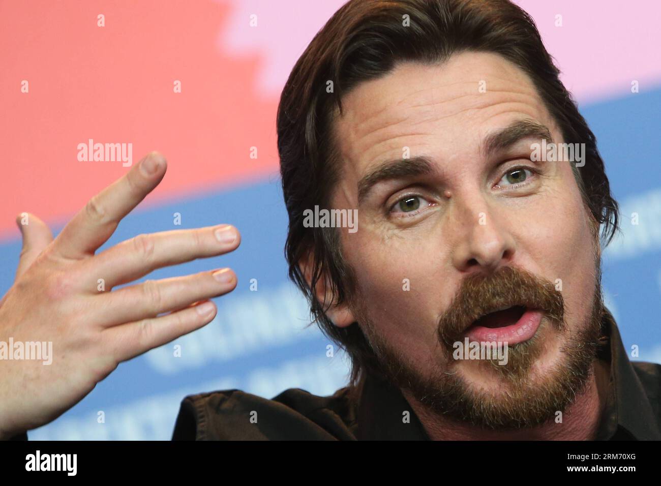 Christian bale american hustle -Fotos und -Bildmaterial in hoher ..., حجم الصورة 1300x956