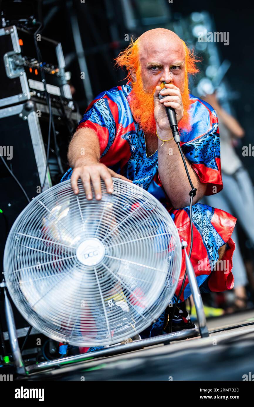 Turin Italien. 25. August 2023. Die amerikanische Band LES SAVY FAV tritt live auf der Bühne des Spazio 211 während des „Todays Festival 2023“ auf. Stockfoto