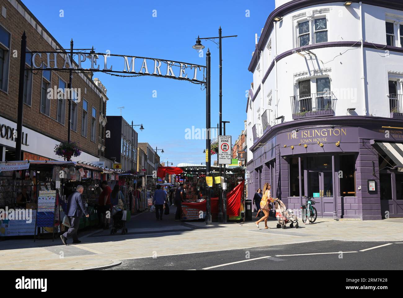 Chapel Street Market in der Nähe von Angel in Islington, im Norden Londons, Großbritannien Stockfoto