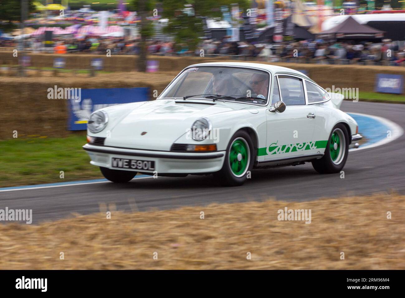 CarFest, Laverstoke Park Farm, Hampshire, Großbritannien. 27. August 2023. CarFest wurde von Chris Evans gegründet und ist das größte Familienfestival in Großbritannien. Quelle: Julian Kemp/Alamy Live News Stockfoto