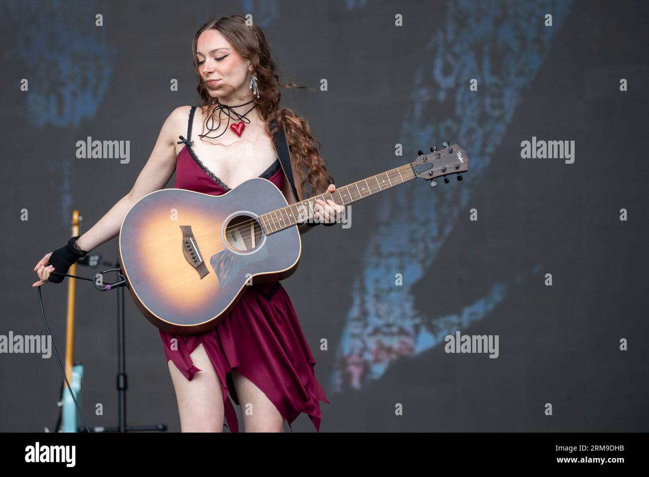 Leeds, Großbritannien. Sonntag, 27. August 2023 Holly Humberstone beim Leeds Festival 2023 im Bramham Park © Jason Richardson / Alamy Live News Stockfoto