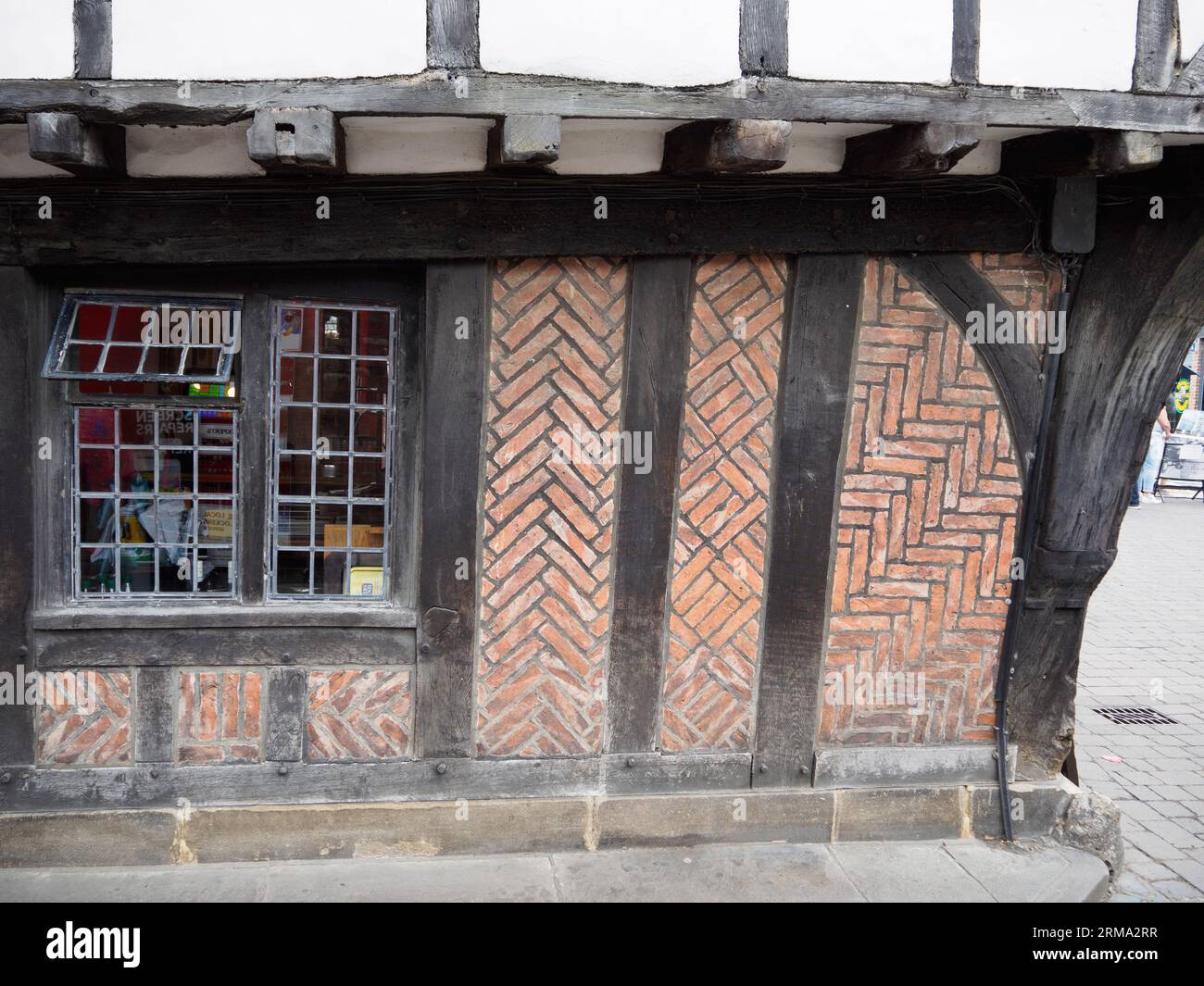 Detail des Gert and Henrys Cafés aus dem 14. Jahrhundert im Shambles Market York Stockfoto