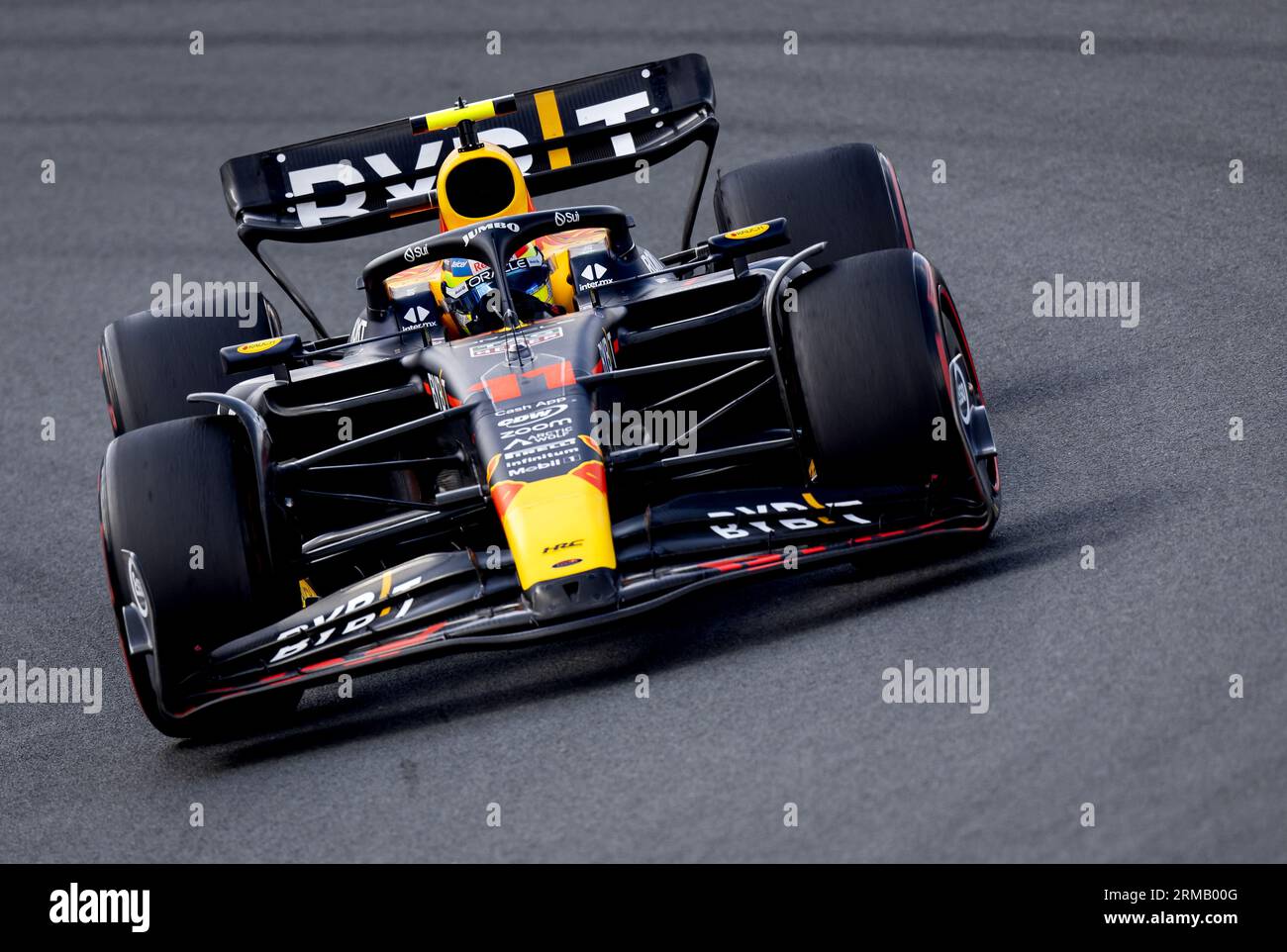 ZANDVOORT - Sergio Perez (Red Bull Racing) während des F1 Grand Prix der Niederlande auf dem Circuit Zandvoort am 27. August 2023 in Zandvoort, Niederlande. ANP KOEN VAN WEEL Stockfoto