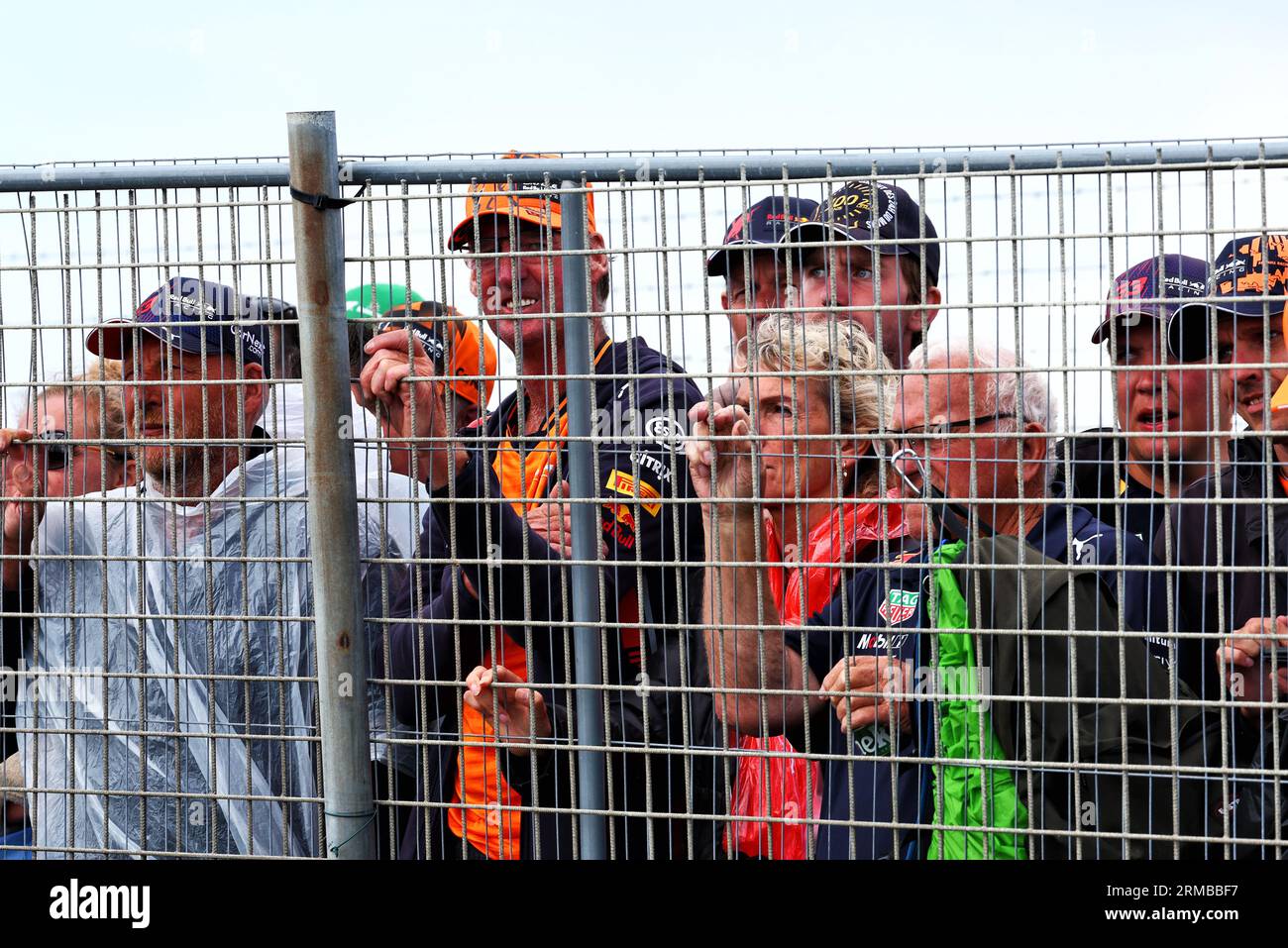 Zandvoort, Niederlande. 27. August 2023. Zirkelatmosphäre – Lüfter. Formel-1-Weltmeisterschaft, Rd 14, großer Preis der Niederlande, Sonntag, 27. August 2023. Zandvoort, Niederlande. Quelle: James Moy/Alamy Live News Stockfoto