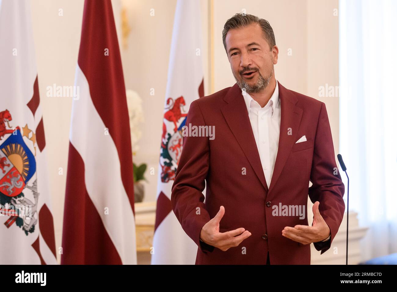 RIGA, Latvia. 14th Aug, 2023. Luca Banchi, during meeting with Edgars Rinkevics President of Latvia before National Men's basketball team of Latvia goes to FIBA BASKETBALL WORLD CUP 2023. Credit: Gints Ivuskans/Alamy Live News Stockfoto