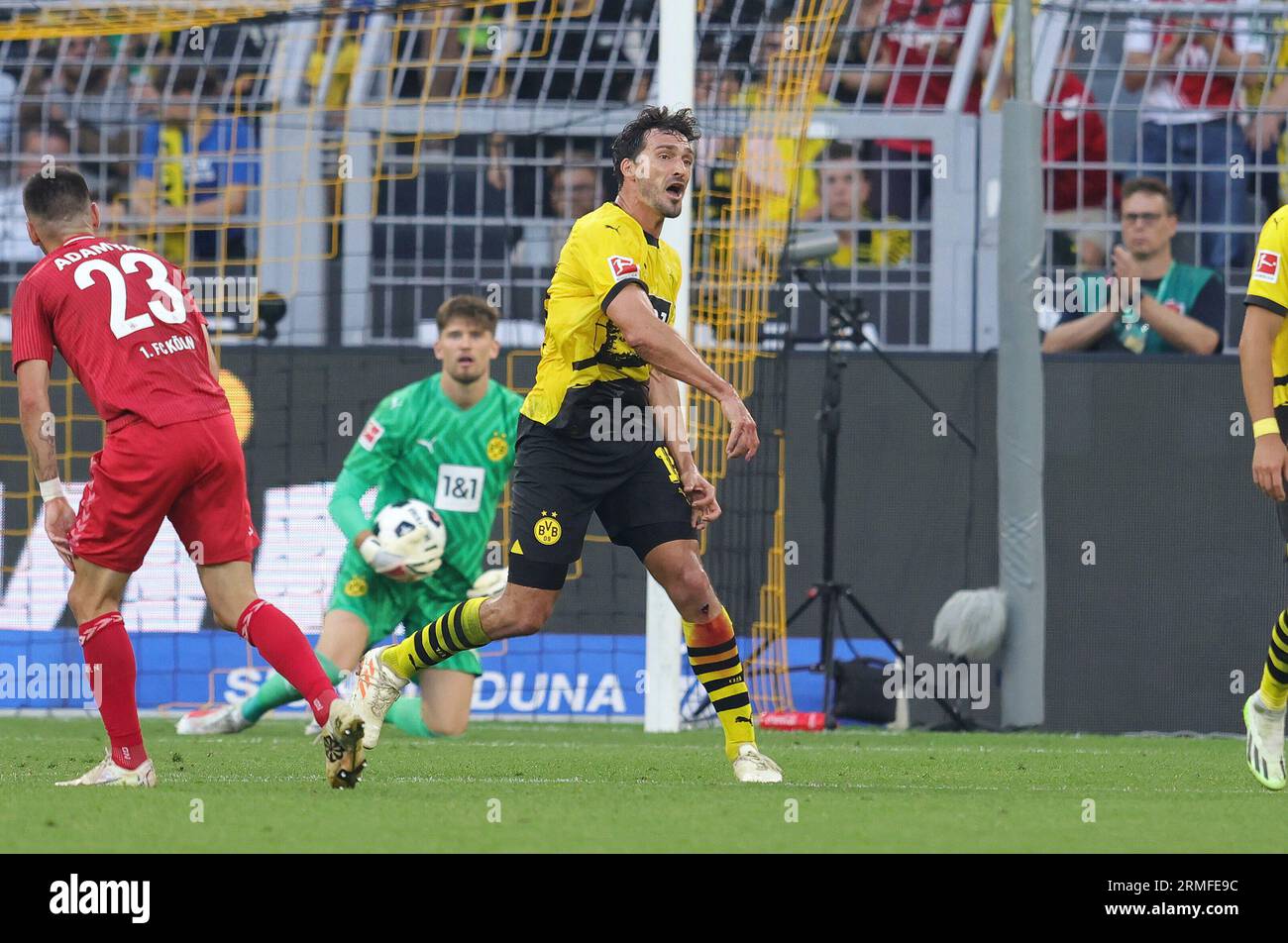 firo : 08/19/2023 1.Bundesliga Erstligasaison 2023/24 BVB Borussia Dortmund - 1.FC FCK Köln Mats Hummels Gestik sauer enttäuscht Stockfoto