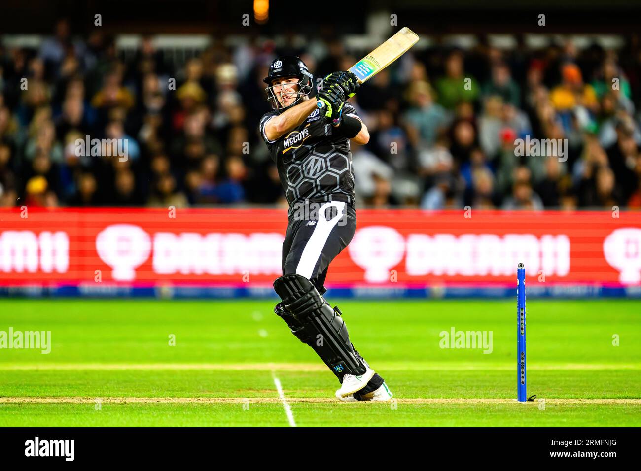 LONDON, VEREINIGTES KÖNIGREICH. 27. August, 23. Jamie Overton von Manchester Originals in Aktion während des Finales – Oval Invincibles vs Manchester Originals auf dem Lord’s Cricket Ground am Sonntag, den 27. August 2023 in LONDON ENGLAND. Quelle: Taka Wu/Alamy Live News Stockfoto