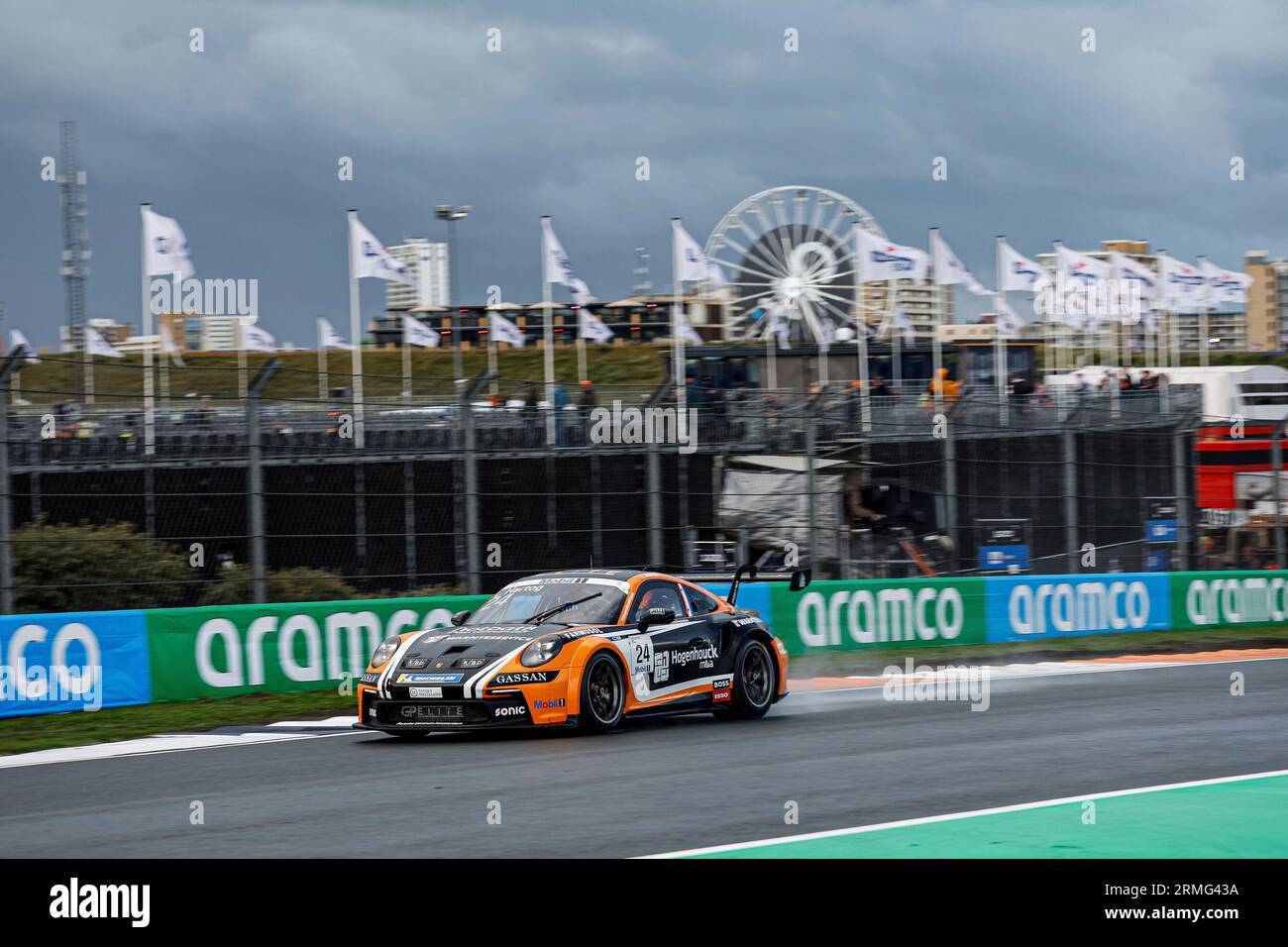 #24 Loek Hartog (NL, Team GP Elite), Porsche Mobil 1 Supercup auf dem Circuit Zandvoort am 26. August 2023 in Zandvoort, Niederlande. (Foto von HIGH TWO) Stockfoto