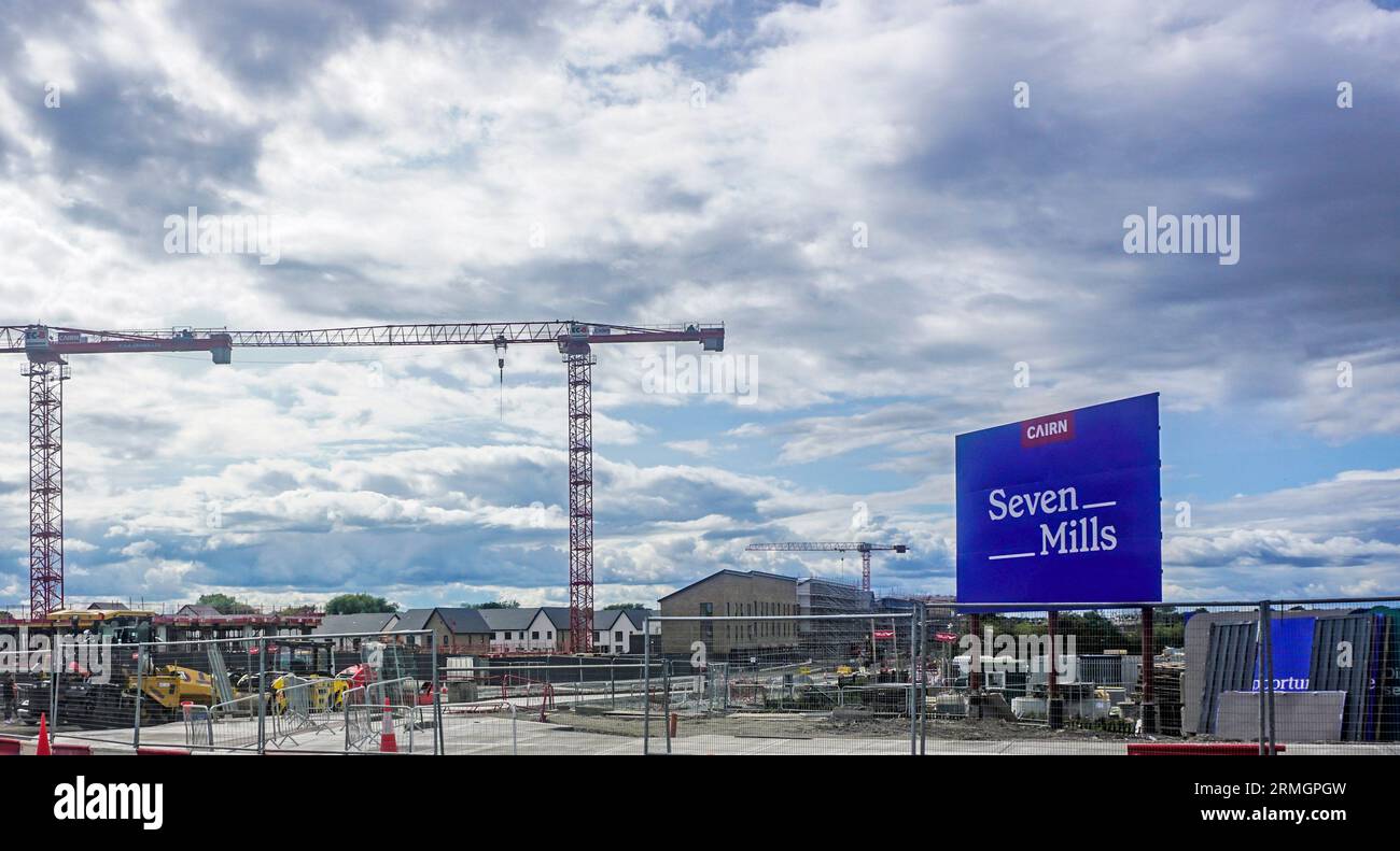 Cairn Homes, Seven Mills Housing Development in Clonburris, Dublin, Irland. Clonburris ist Teil der Sonderentwicklungszone der Regierung. Stockfoto