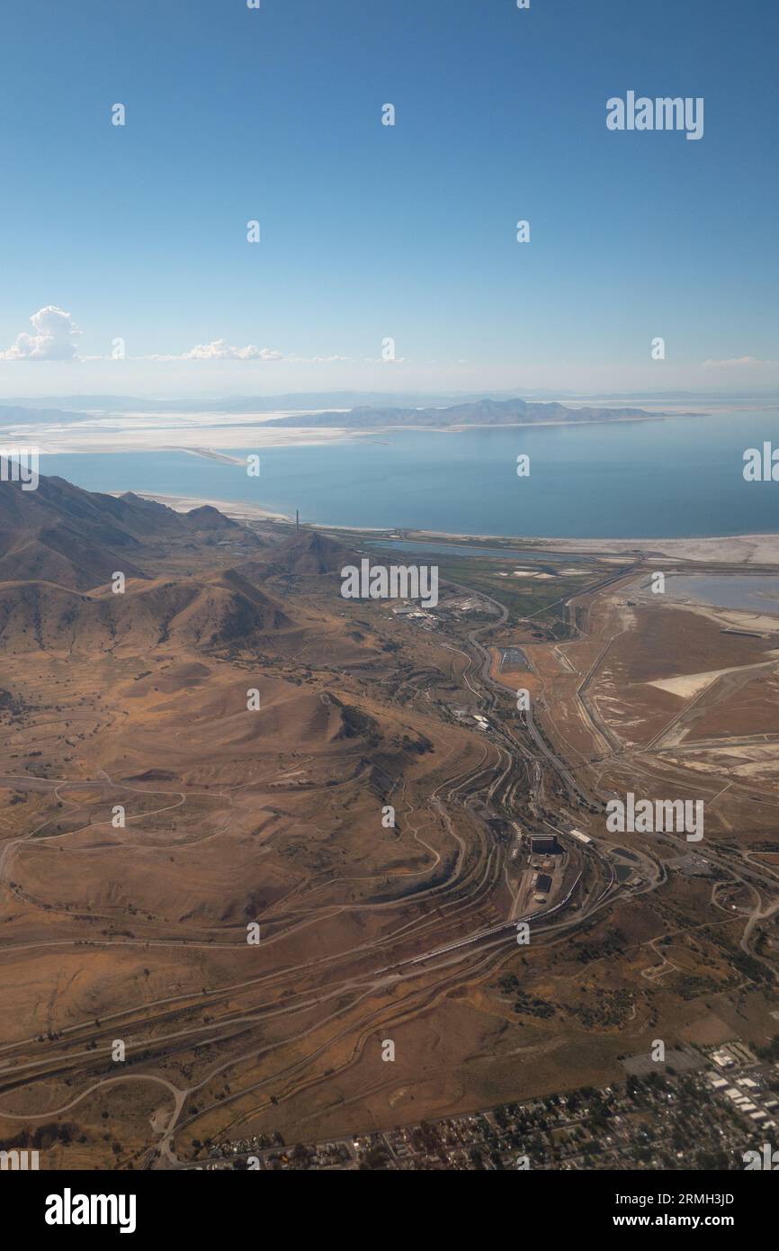 Luftaufnahme vom Flugzeug des Great Salt Lake in Salt Lake City, Utah. Stockfoto