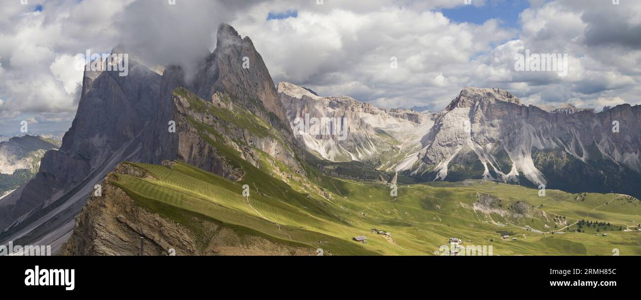 Panorama von Seceda, Dolomiten, Italien. Stockfoto
