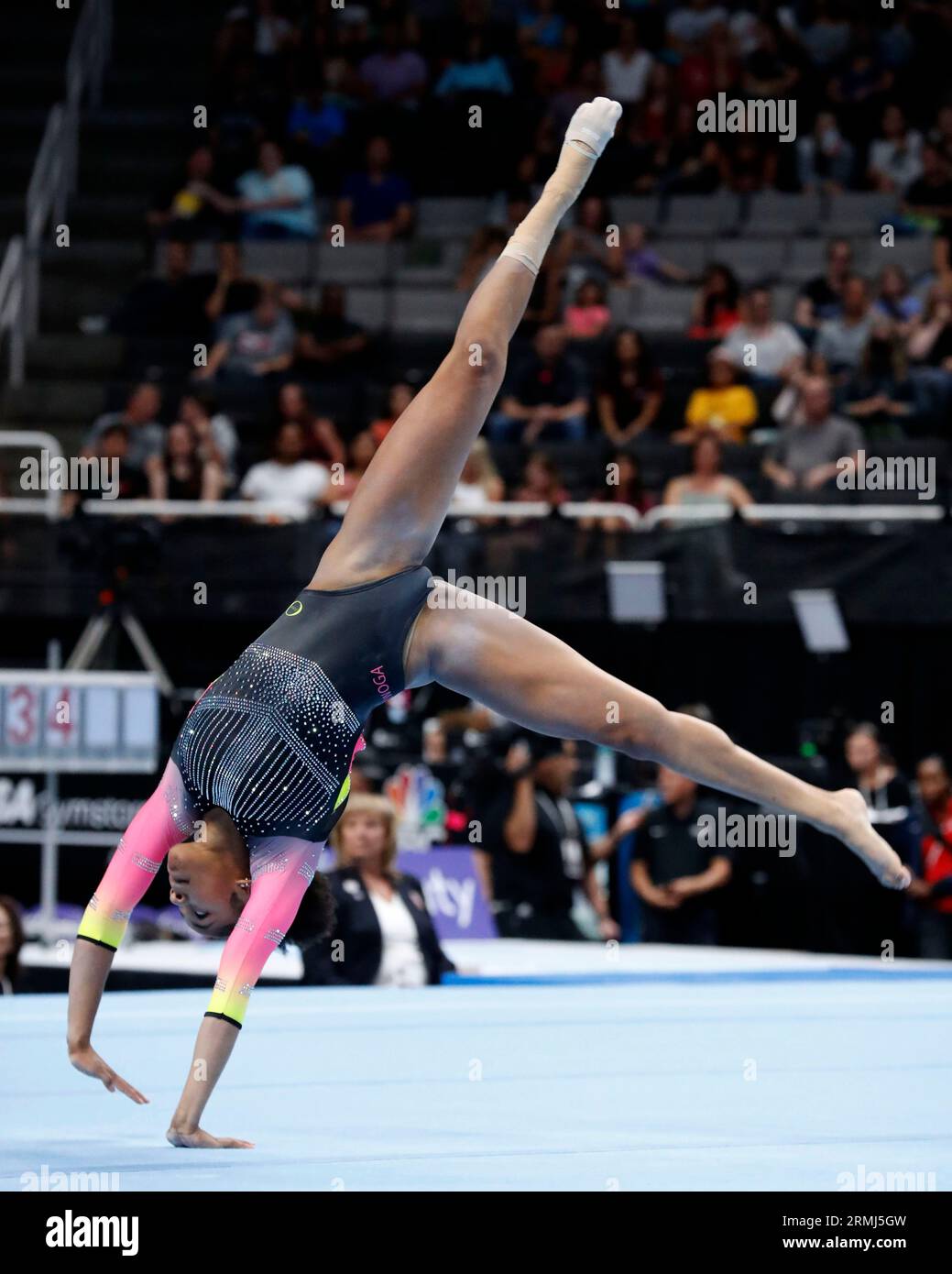 San Jose, Kalifornien, USA. 27. August 2023. Skye Blakely (219) nimmt am Sonntag, den 27. August 2023, an den Xfinity U.S. Gymnastics Championships im SAP Center in San Jose, Kalifornien, Teil 2023 (Bild: © David G. McIntyre/ZUMA Press Wire). NUR REDAKTIONELLE VERWENDUNG! Nicht für kommerzielle ZWECKE! Stockfoto