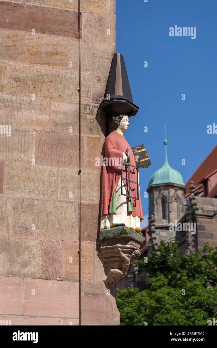 Hausfigur, Saint Laurentius, Königsstraße. 17th, Nürnberg, Mittelfranken, Bayern, .Deutschland Stockfoto