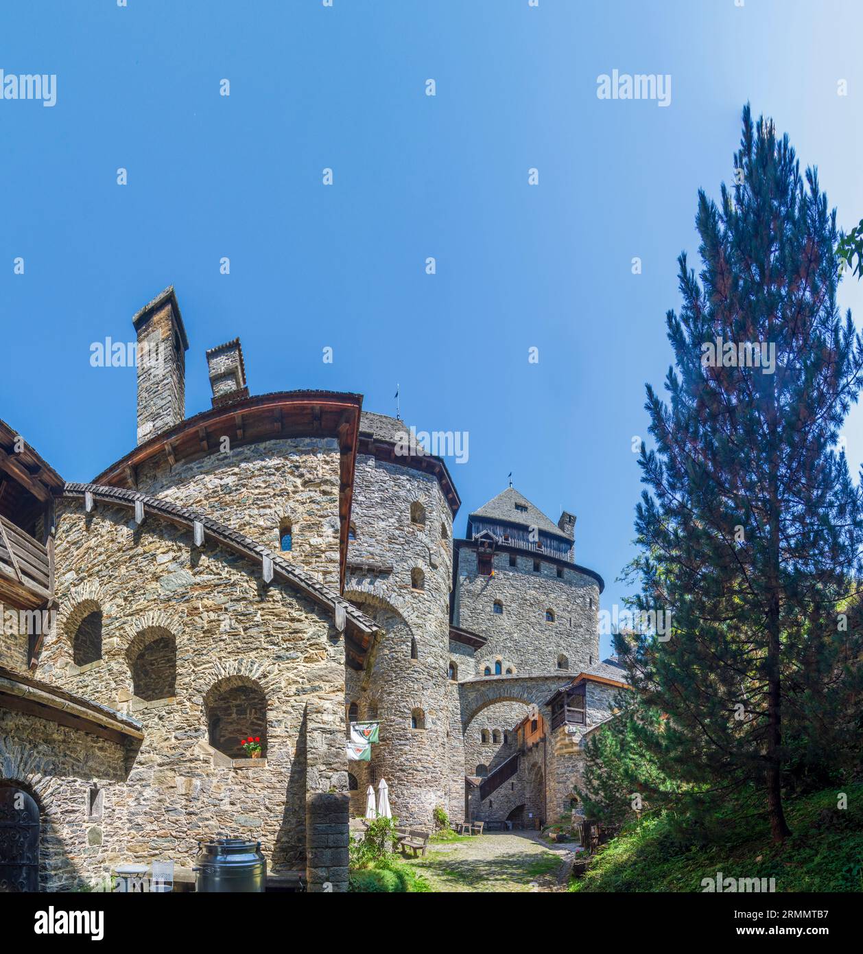 Ramingstein: Schloss Finstergrün in Lungau, Salzburg, Österreich Stockfoto