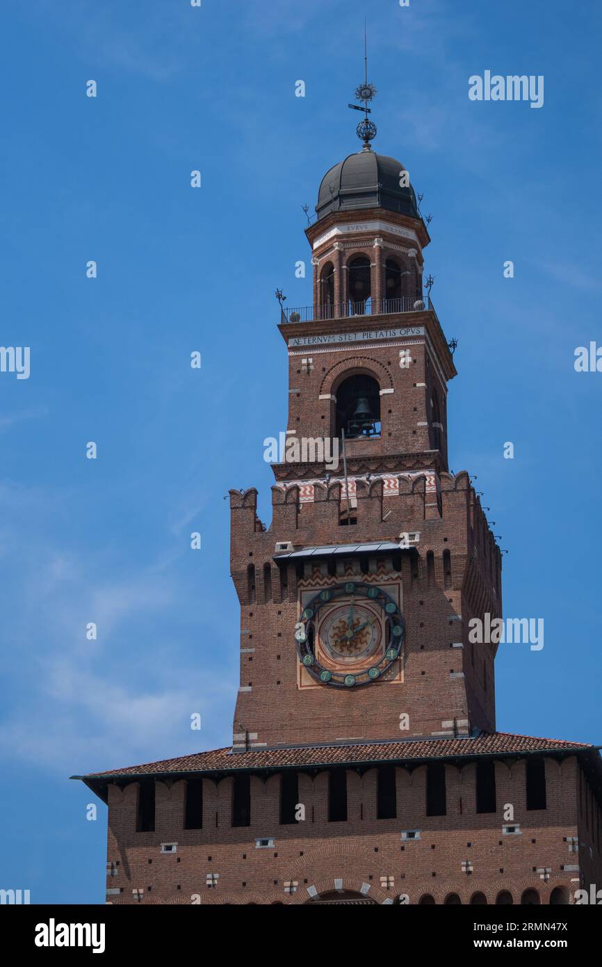 Mailand, Galerie vittorio Emanuele II, leonardo da vinci, castello sforzesco, giuseppe garibaldi e duomo di milano Stockfoto