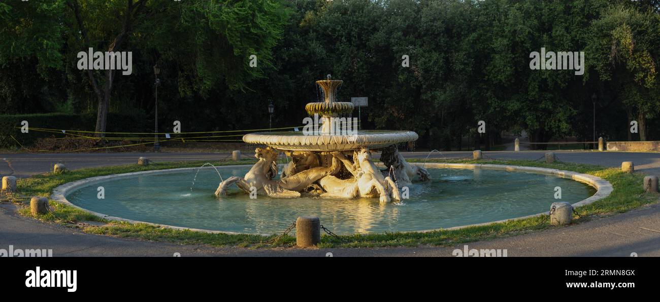 Springbrunnen der Seepferde (Fontana dei Cavalli Marini), Park Villa Borghese, Rom, Italien Stockfoto