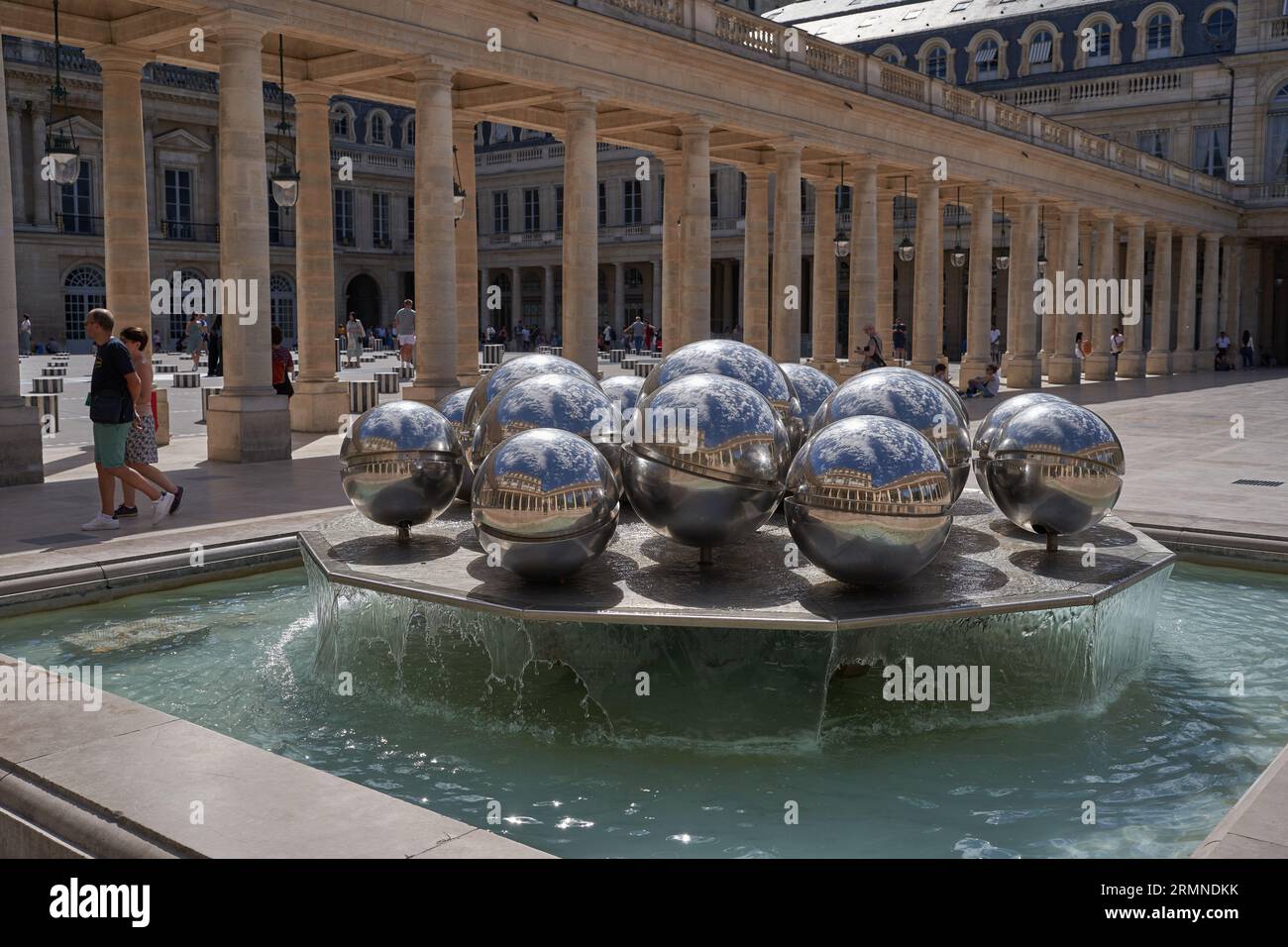 Paris, Frankreich - 14. Juli 2023 - das Palais-Royal ist ein ehemaliger französischer Königspalast Stockfoto