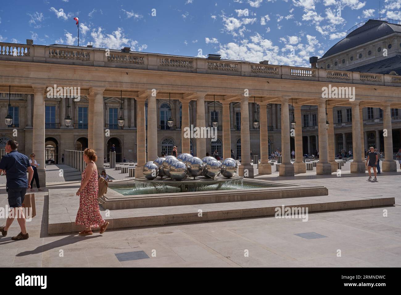 Paris, Frankreich - 14. Juli 2023 - das Palais-Royal ist ein ehemaliger französischer Königspalast Stockfoto