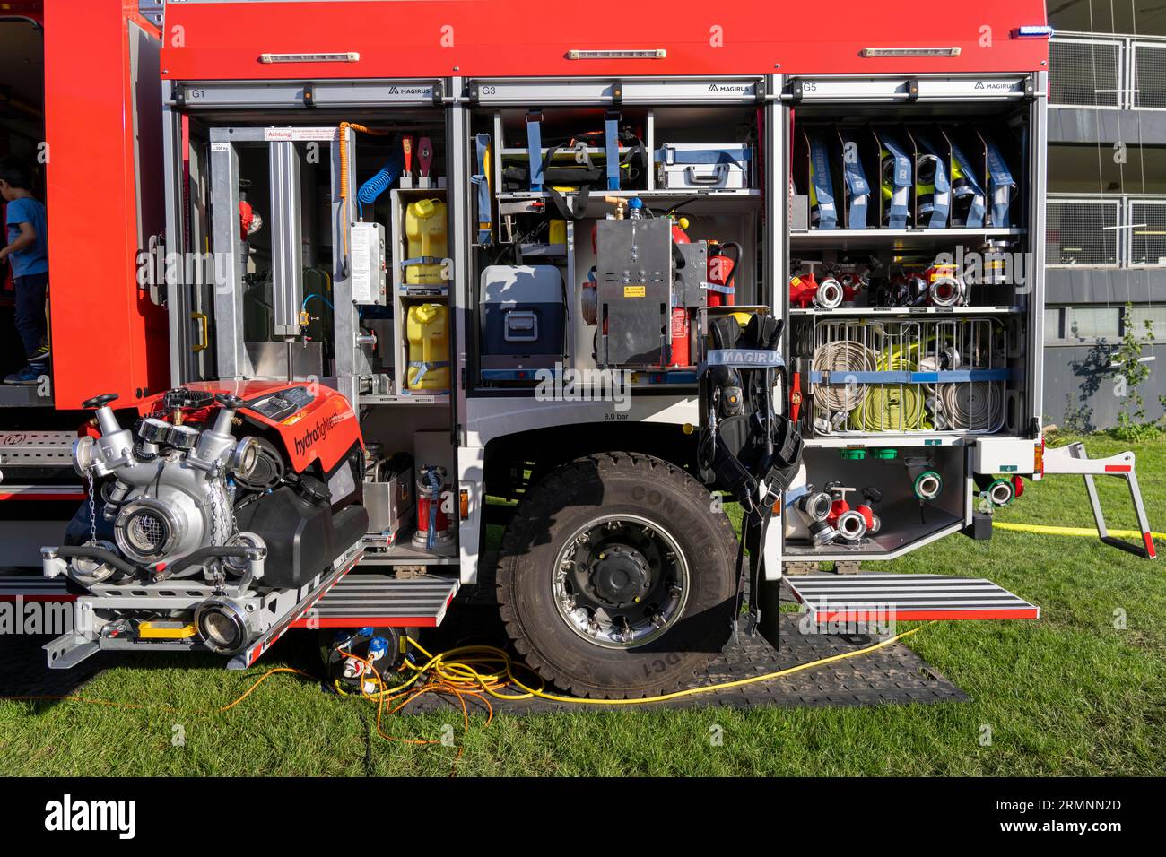 Feuerwehrfahrzeug, Feuerwehrfahrzeug, Detail, Ausrüstung, Katastrophenkontrolle, Stockfoto