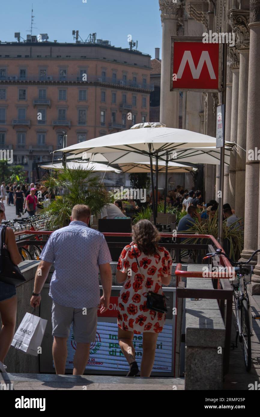 Mailand, Galerie vittorio Emanuele II, leonardo da vinci, castello sforzesco, giuseppe garibaldi e duomo di milano Stockfoto