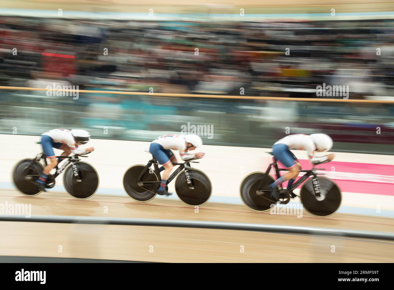 Team GB-Team-Verfolgungskommando der Frauen während der Qualifikation, UCI Track Cycling World Championships, 4. August 2023 Stockfoto