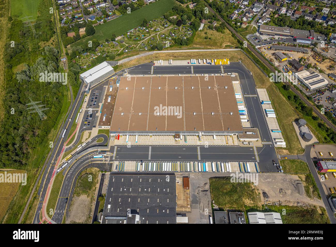 Luftaufnahme, Amazon Vertriebszentrum, Gewerbegebiet Brauckstraße, Rüdinghausen, Witten, Ruhrgebiet, Nordrhein-Westfalen, Deutschland, DE, Europa, Stockfoto