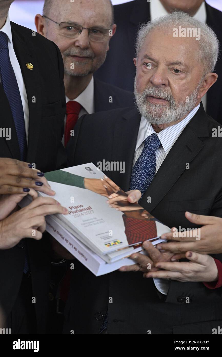 DF - BRASILIA - 08/30/2023 - BRASILIA, III INTERCONSELHOS FORUM - der Präsident der republik, Luiz Inacio Lula da Silva, während der Zeremonie des III Interconselhos Forums am Mittwoch, den 30. August. Foto: Mateus Bonomi/AGIF/SIPA USA Stockfoto