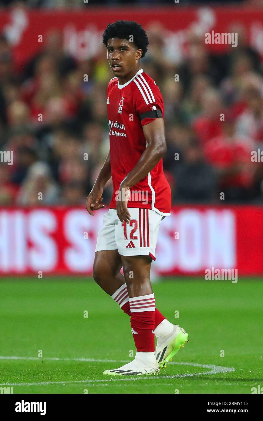 Andrey Santos #12 von Nottingham Forest während des Carabao-Cup-Spiels Nottingham Forest vs Burnley in City Ground, Nottingham, Großbritannien, 30. August 2023 (Foto: Gareth Evans/News Images) in, am 30.08.2023. (Foto: Gareth Evans/News Images/SIPA USA) Credit: SIPA USA/Alamy Live News Stockfoto