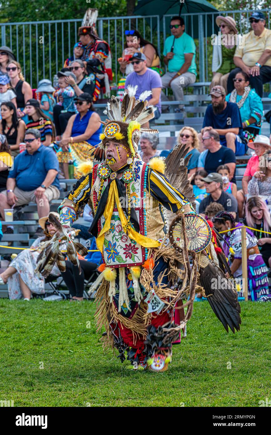 Pow Wow. Es ist eine der größten Zusammenkünfte der Ureinwohner Kanadas. POW Wow ist eine Feier der Musik, des Tanzes und der Tradition. Stockfoto