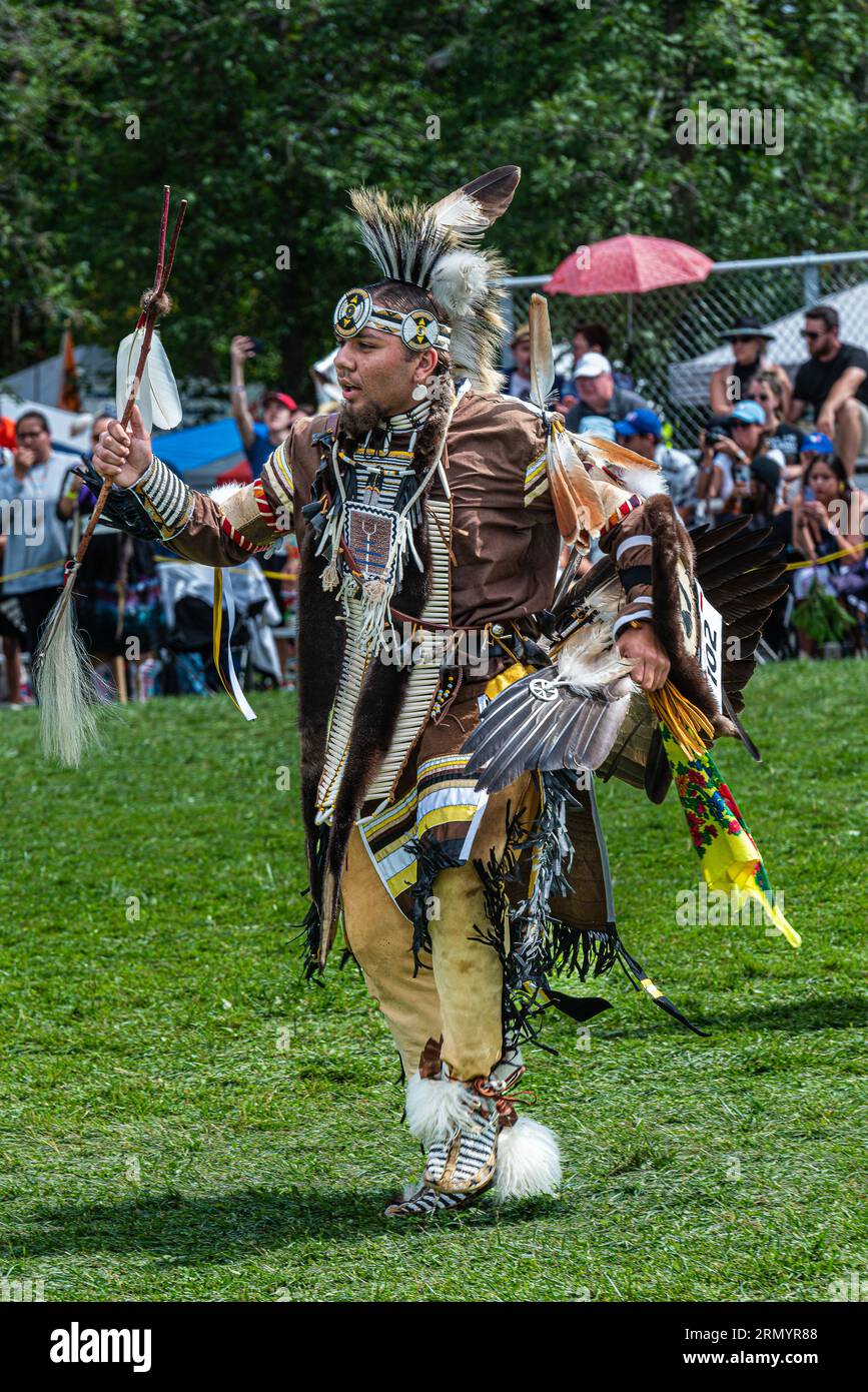 Pow Wow. Es ist eine der größten Zusammenkünfte der Ureinwohner Kanadas. POW Wow ist eine Feier der Musik, des Tanzes und der Tradition. Stockfoto