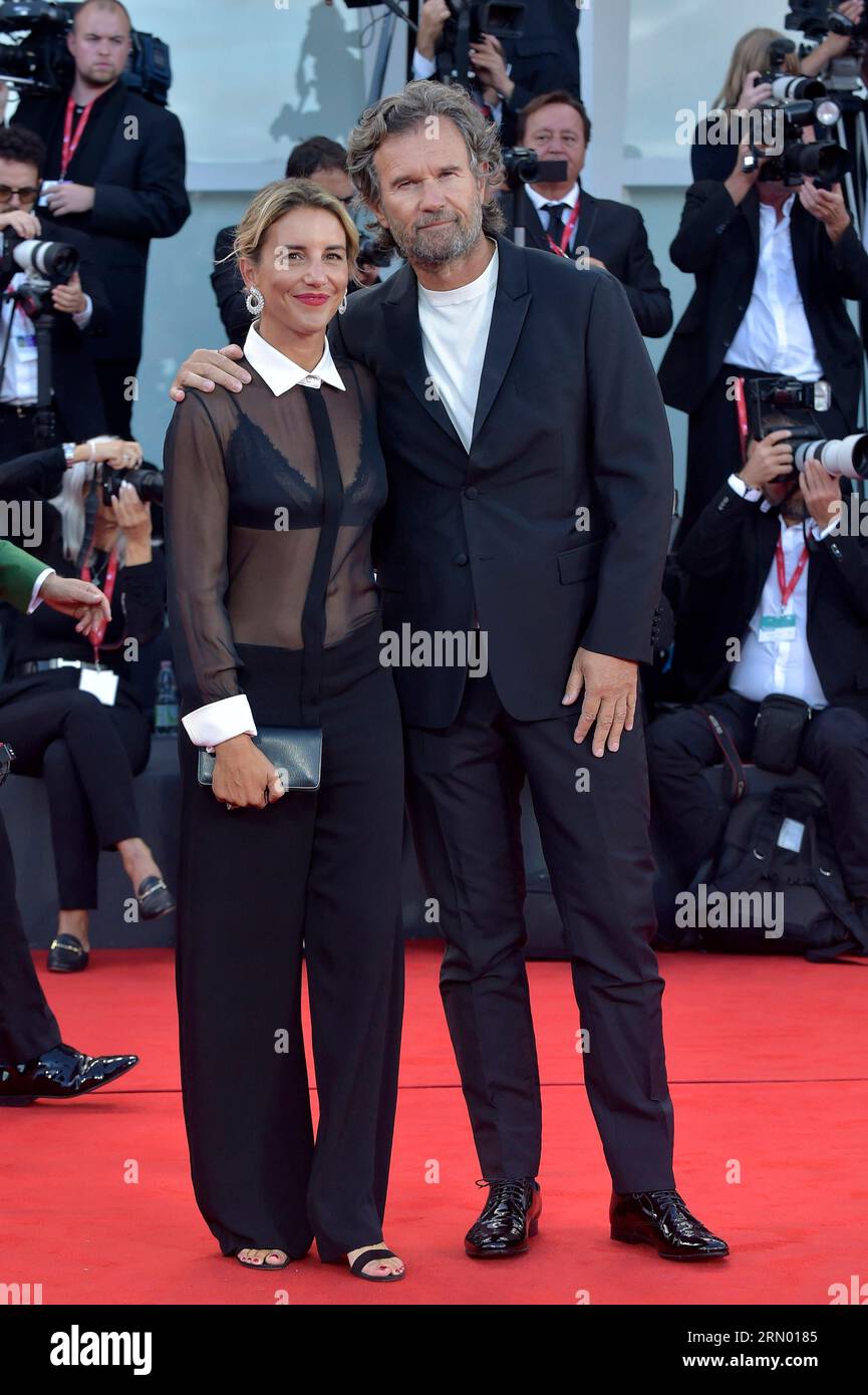 Venedig, Italien. 30. August 2023. Carlo Cracco nimmt am Mittwoch, den 30. August 2023, am 80. Internationalen Filmfestival in Venedig, an der Eröffnung des roten Teppichs Teil. Foto von Rocco Spaziani/UPI Credit: UPI/Alamy Live News Stockfoto