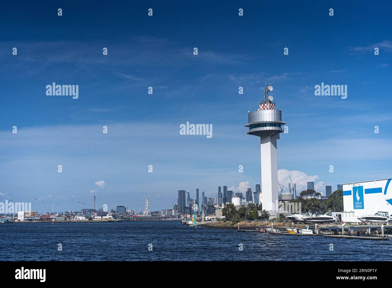 Bilder aus dem Hafen von Meblurne an einem schönen sonnigen Tag. Stockfoto