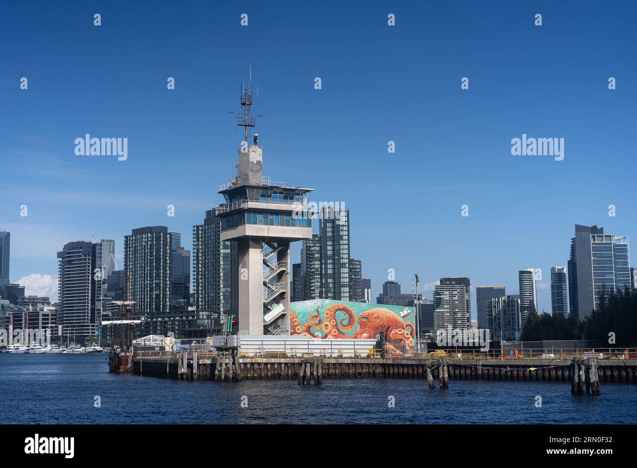 Bilder aus dem Hafen von Meblurne an einem schönen sonnigen Tag. Stockfoto