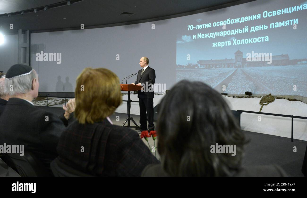Präsident Putin gedenkt der Befreiung von Auschwitz in Moskau (150127) -- MOSKAU, 27. Januar 2015 -- der russische Präsident Wladimir Putin spricht im Jüdischen Museum während einer Zeremonie zum 70. Jahrestag der Befreiung des Konzentrationslagers Auschwitz in Moskau, Russland am 27. Januar 2015. )(bxq) RUSSLAND-MOSKAU-AUSCHWITZ JAHRESTAG RIAxNovosti PUBLICATIONxNOTxINxCHN Politik Russland Präsident Putin führt die Befreiung aus Auschwitz in Moskau Jan 27 2015 der russische Präsident Wladimir Putin spricht IM Jüdischen Museum während einer Zeremonie zum 70. Jahrestag Stockfoto