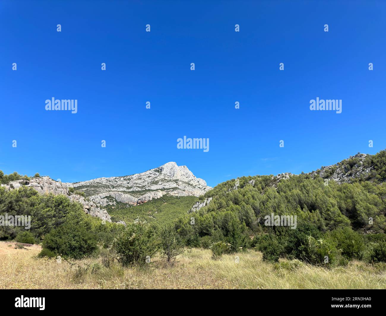 Wanderweg in Luberon Provence Südfrankreich Stockfoto