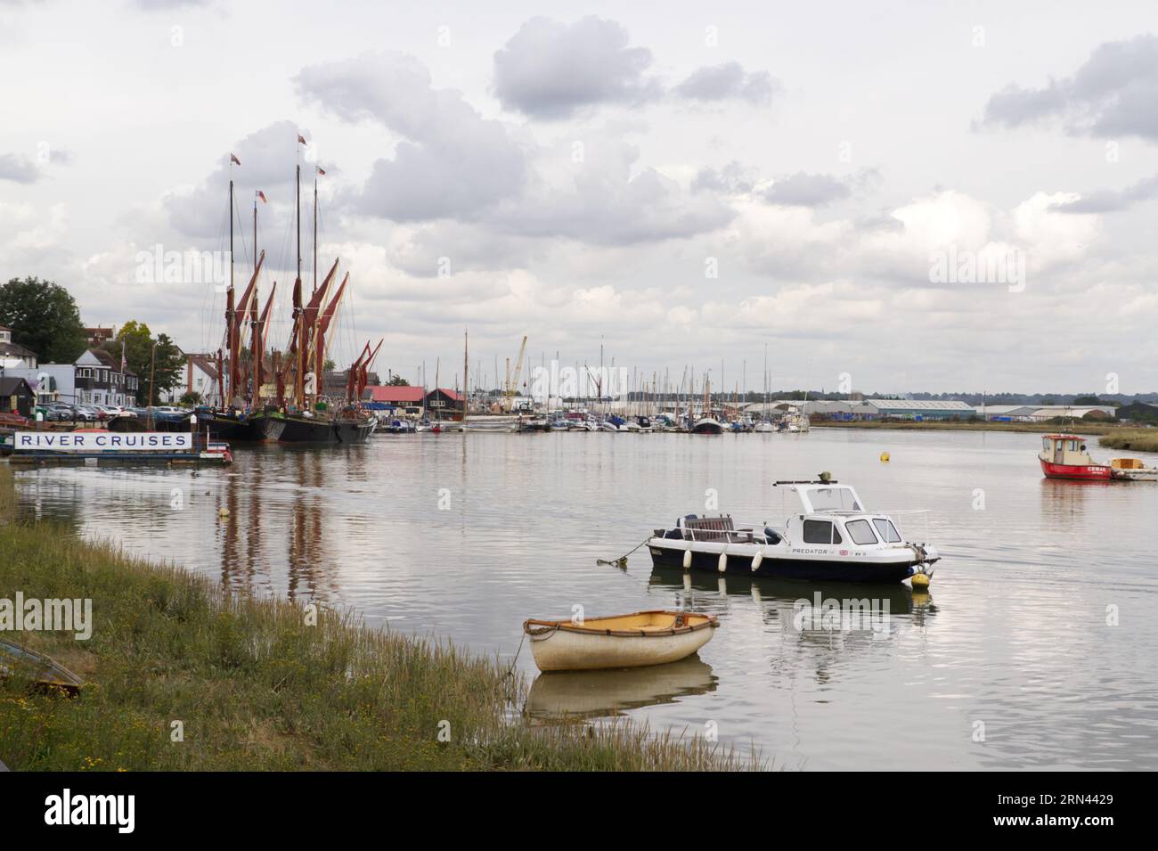 Blick in Richtung Hythe Quay, Maldon, Essex am Ufer des Flusses Chelmer Stockfoto