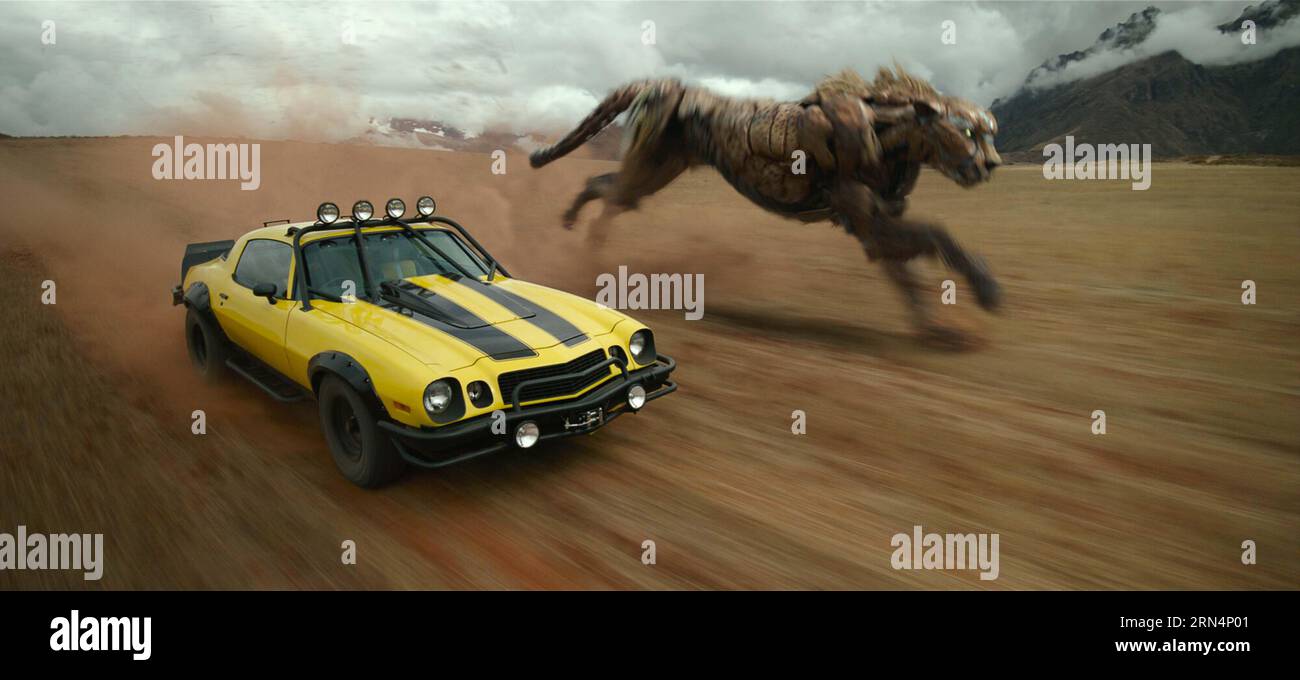 TRANSFORMERS: RISE OF THE BEASTS (2023) STEVEN CAPLE JR (DIR) PARAMOUNT PICTURES/MOVIESTORE COLLECTION Stockfoto