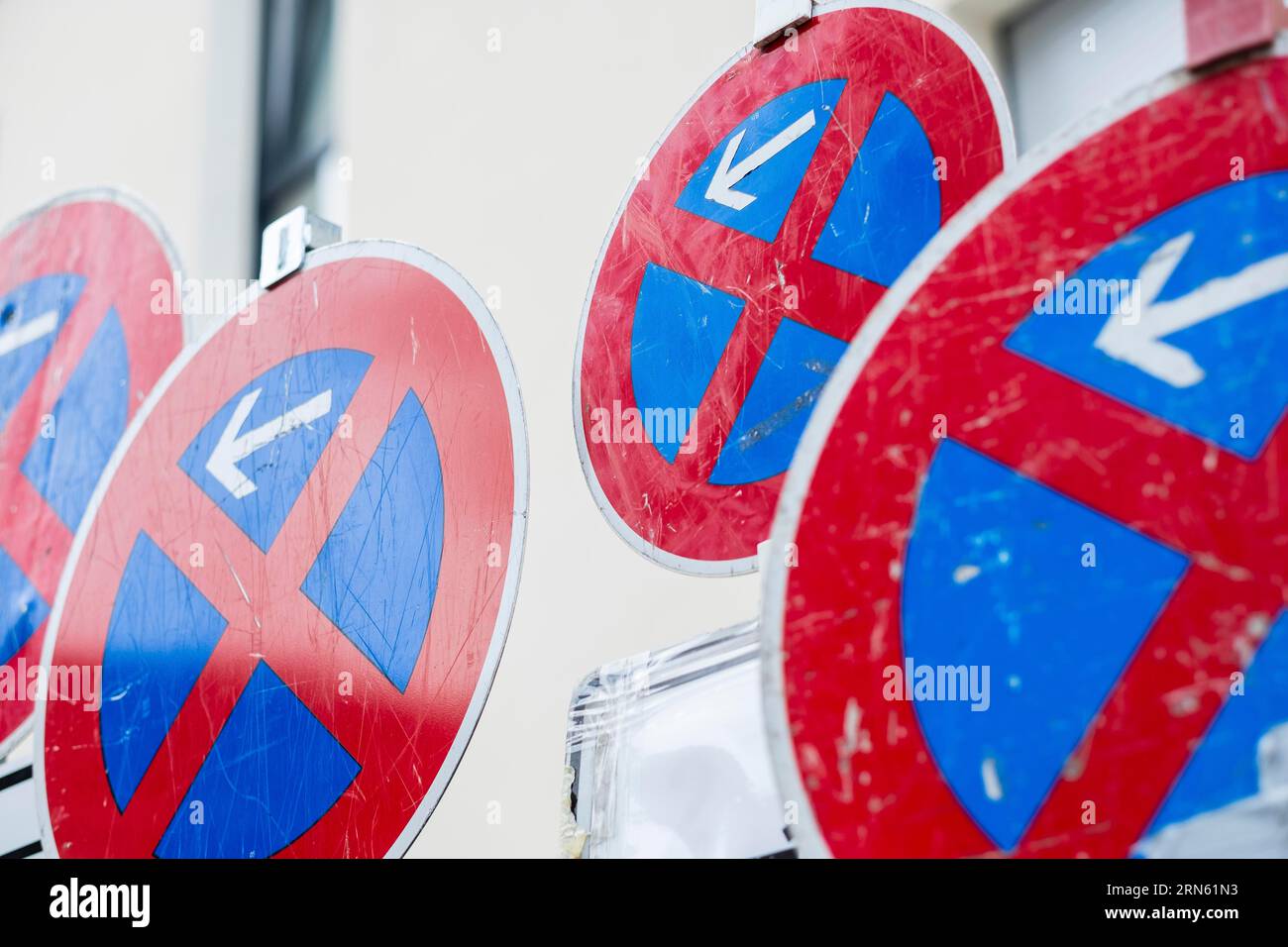 Drei Stoppzeichen, symbolisches Bild Stockfoto