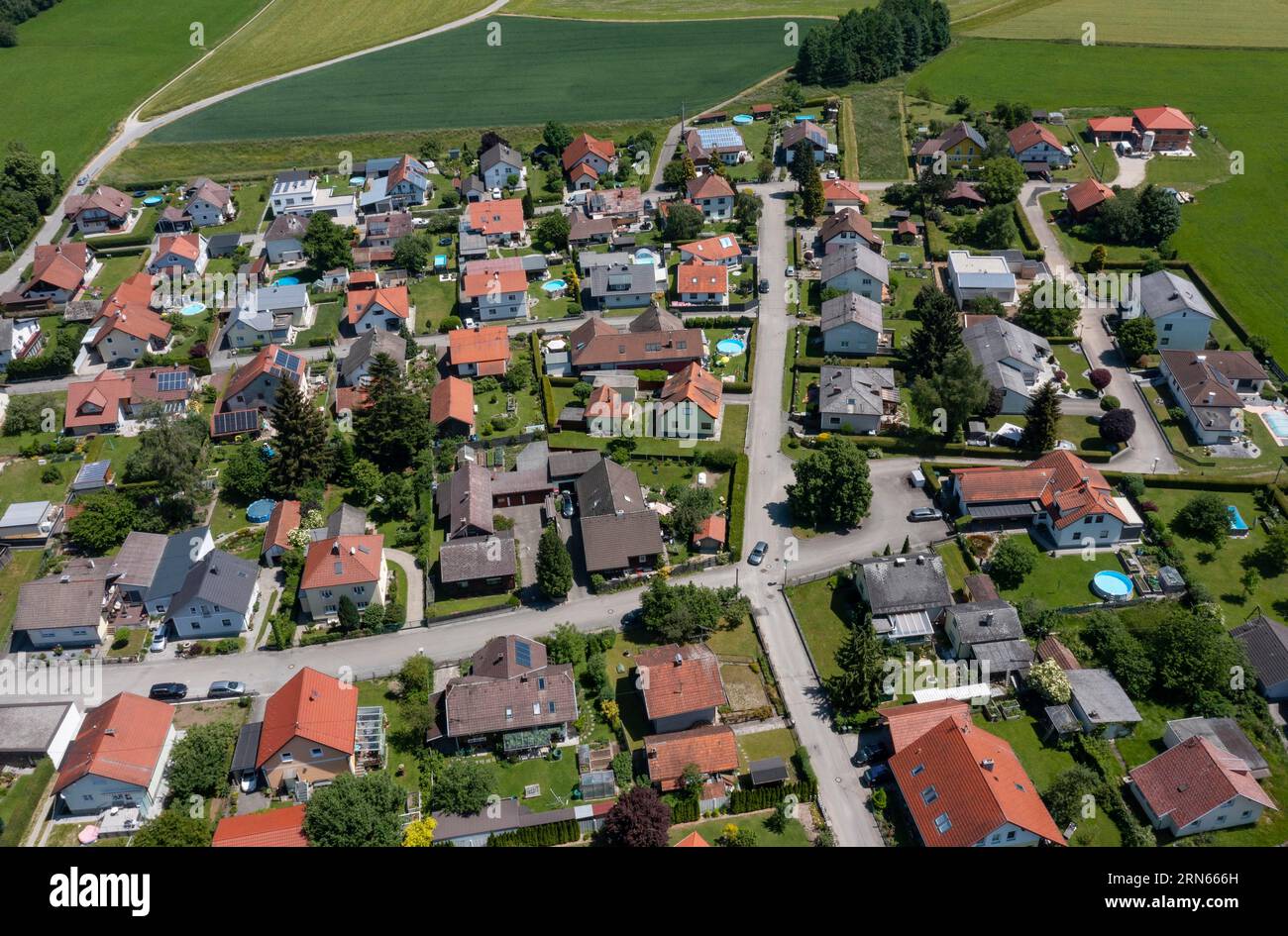 Drohnenbild, Wohngebiet mit Einfamilienhäusern, Aurolzmuenster, Innviertel, Oberösterreich, Österreich Stockfoto