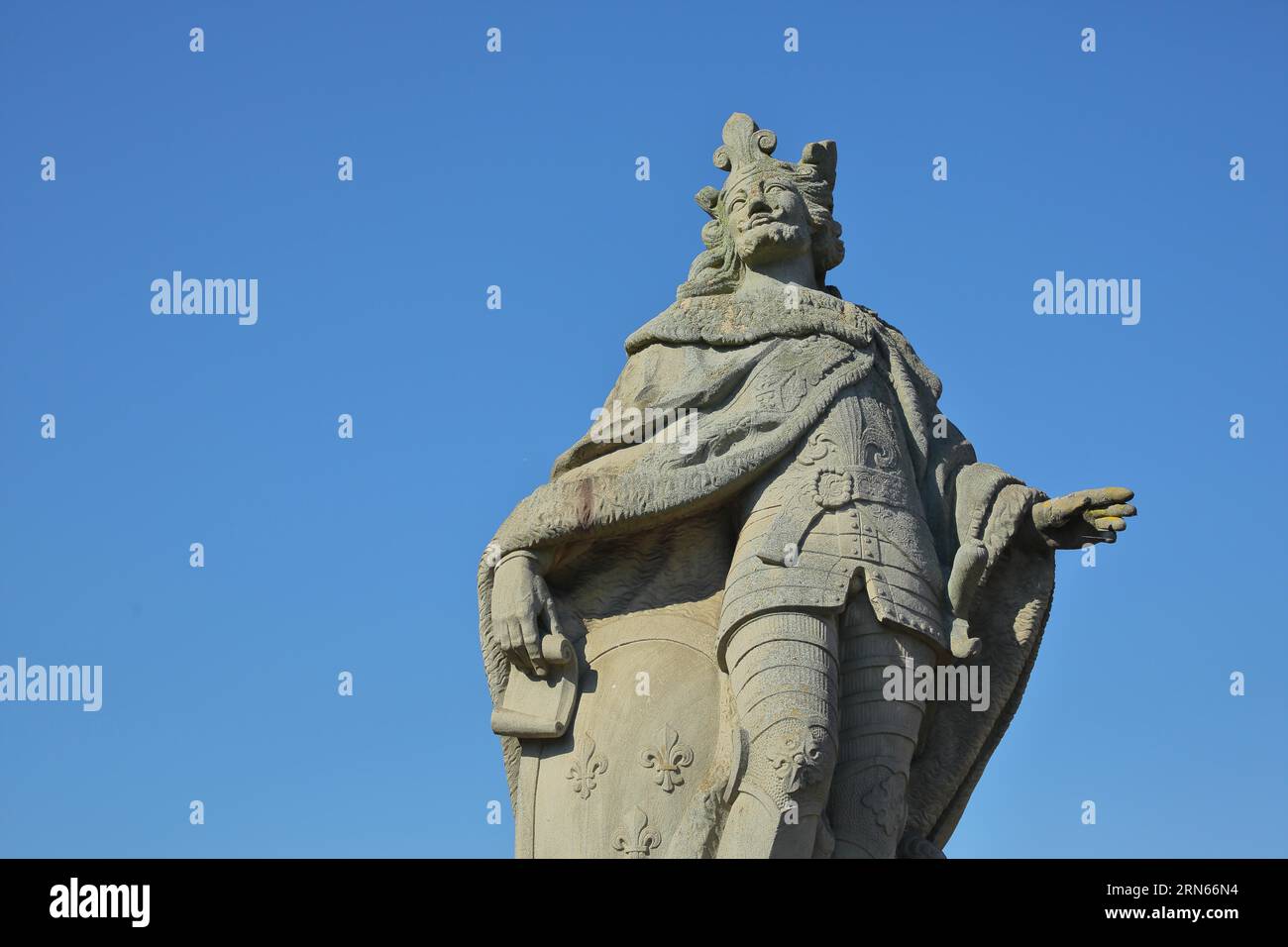 Skulptur Pippin der jüngere, fränkische mittelalterliche König, kurz, klein, III, Alte Mainbrücke, Würzburg, Unterfranken, Franken, Bayern, Deutschland Stockfoto