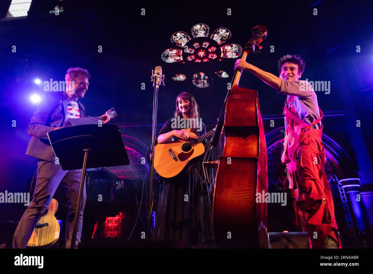 London, 31. August 2023, Jacob Collier mit Madison Cunningham und Chris Thile, Union Chapel, Lou Morris/Alamy Live News Stockfoto