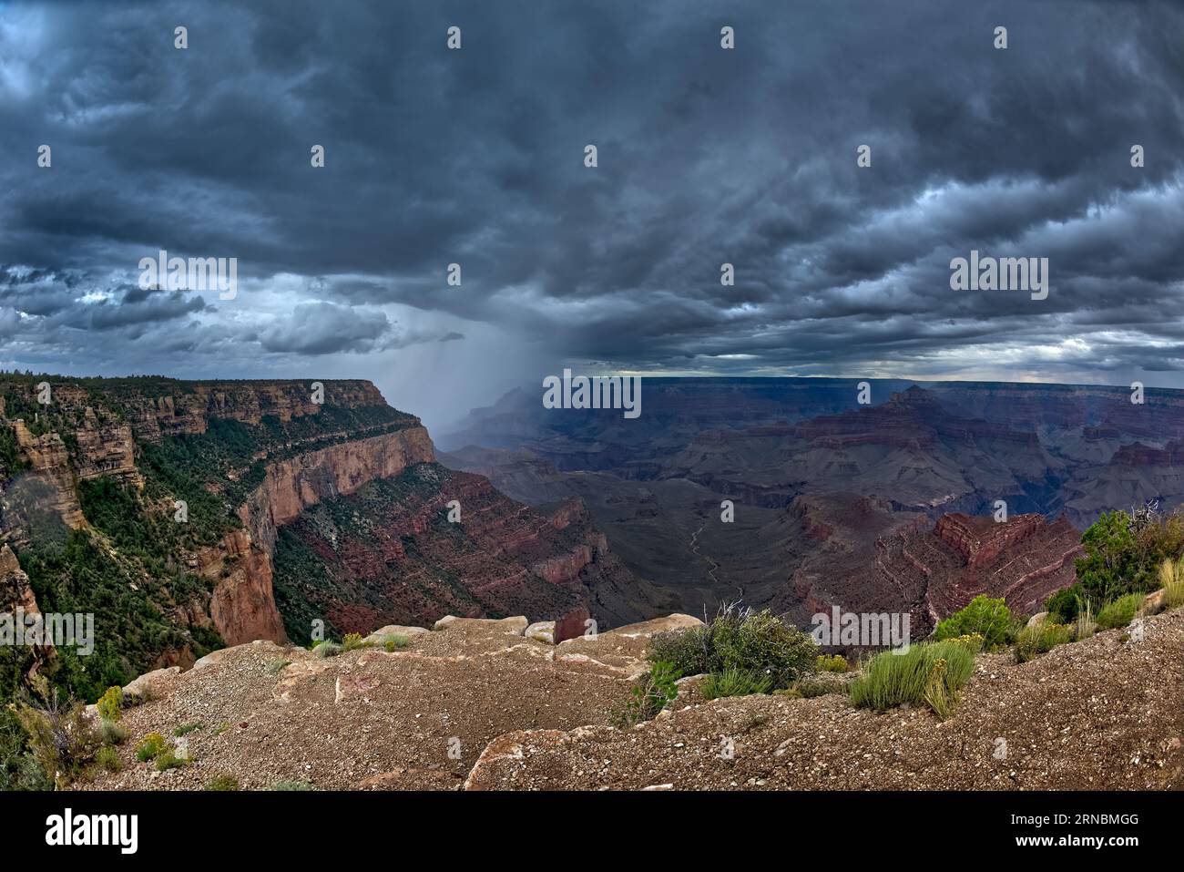 Sturm nähert sich Shoshone Point Grand Canyon AZ Stockfoto